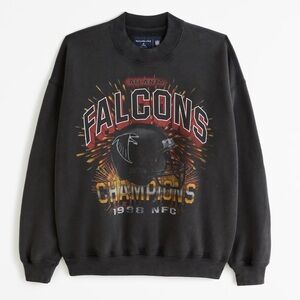 Abercrombie & Fitch Atlanta Falcons Graphic Crew Seeatshirt